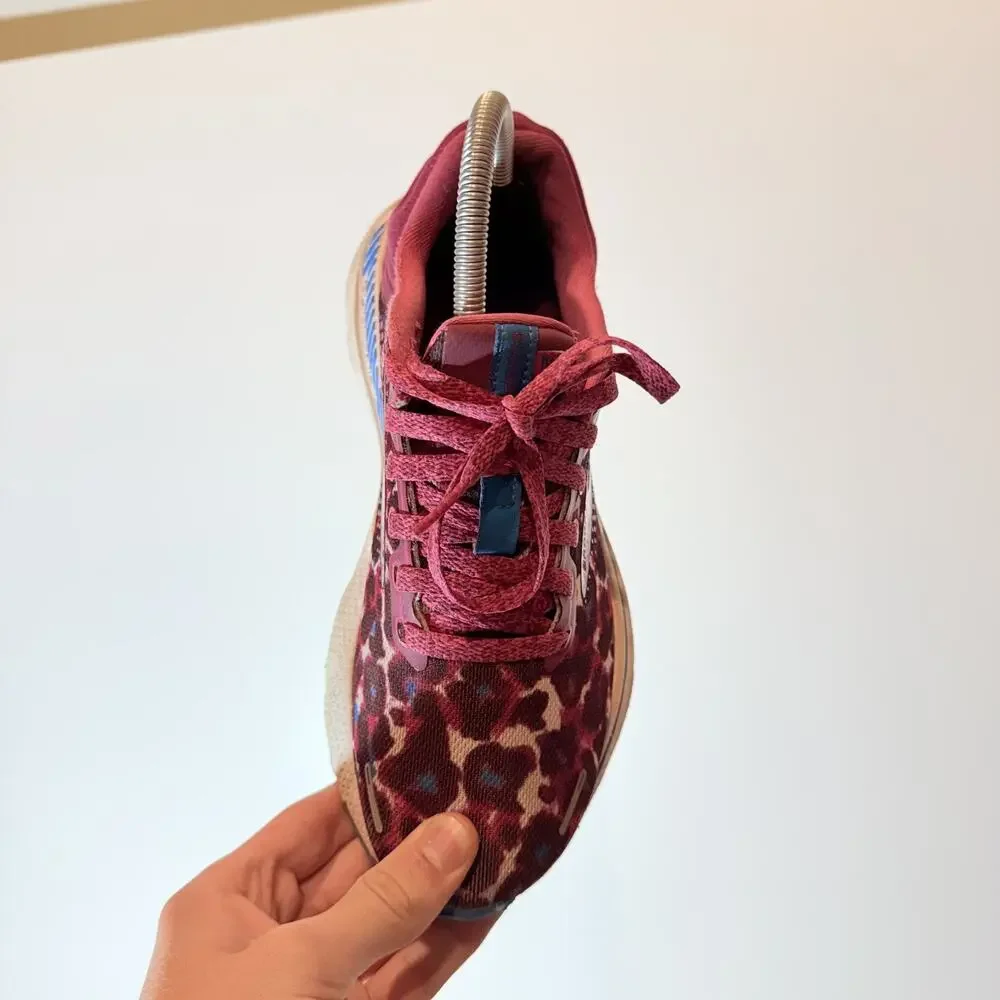 Brooks Size 7.5 Womens Adrenaline GTS 22 Pink Cheetah Leopard Running Shoes